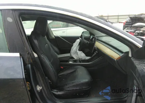 2020 Tesla Model 3 Standard Range Plus Rear-Wheel Drive/Standard Range Rear-Wheel Drive from USA, damaged, VIN 5YJ3E1EA2LF611448